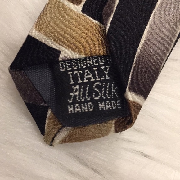 💰50% OFF Bundle of 5 Ties💰100% Silk Mens Tie, EUC by John Clarendon - Picture 2 of 5